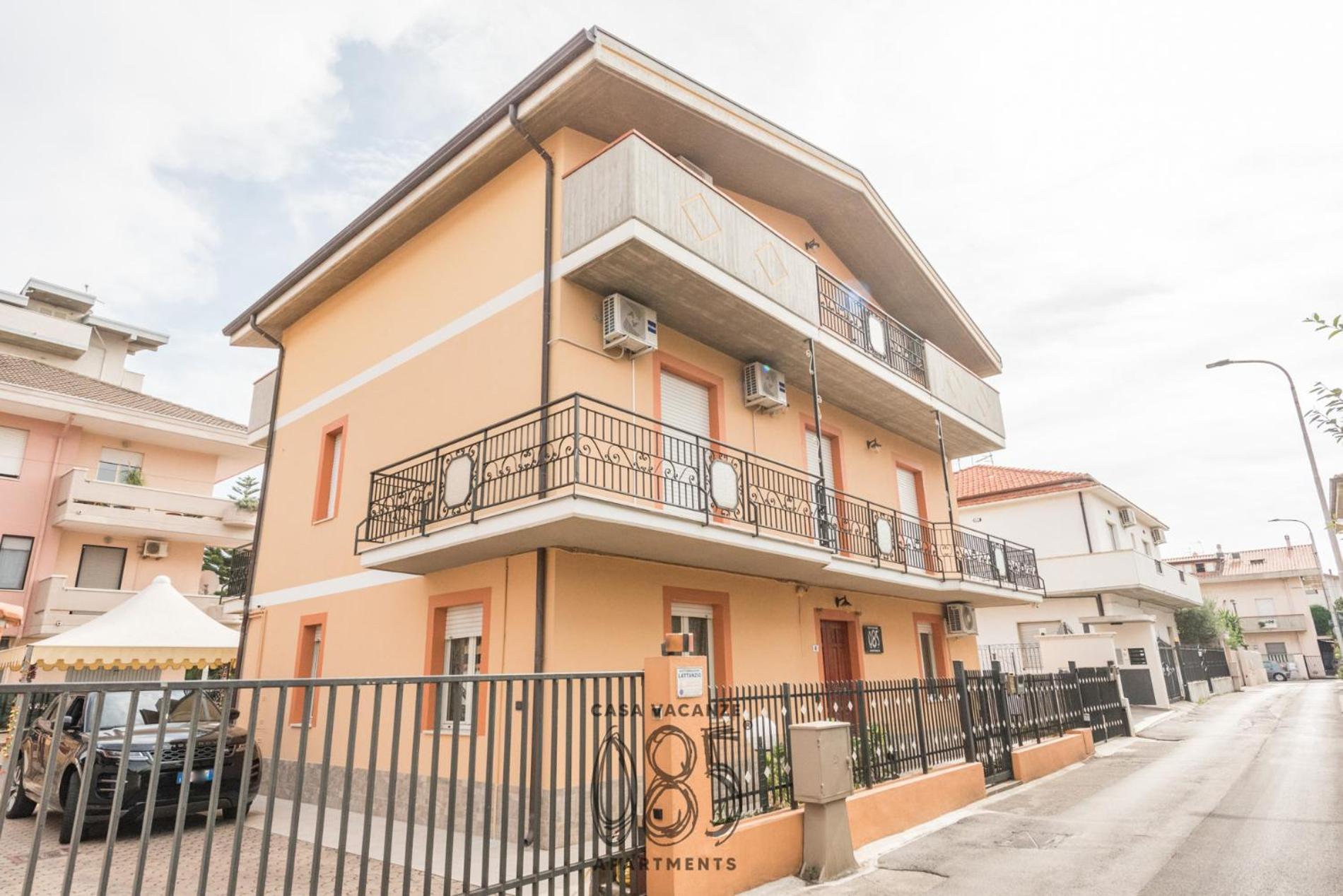 085 Apartments Montesilvano Marina Exterior foto